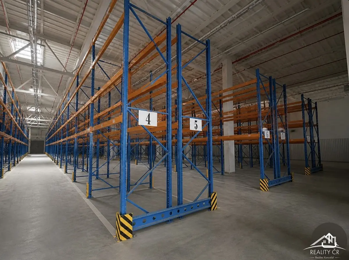 Pronájem komerčního prostoru 2000 m², Pávovská · Bedřichov u Jihlavy · Jihlava