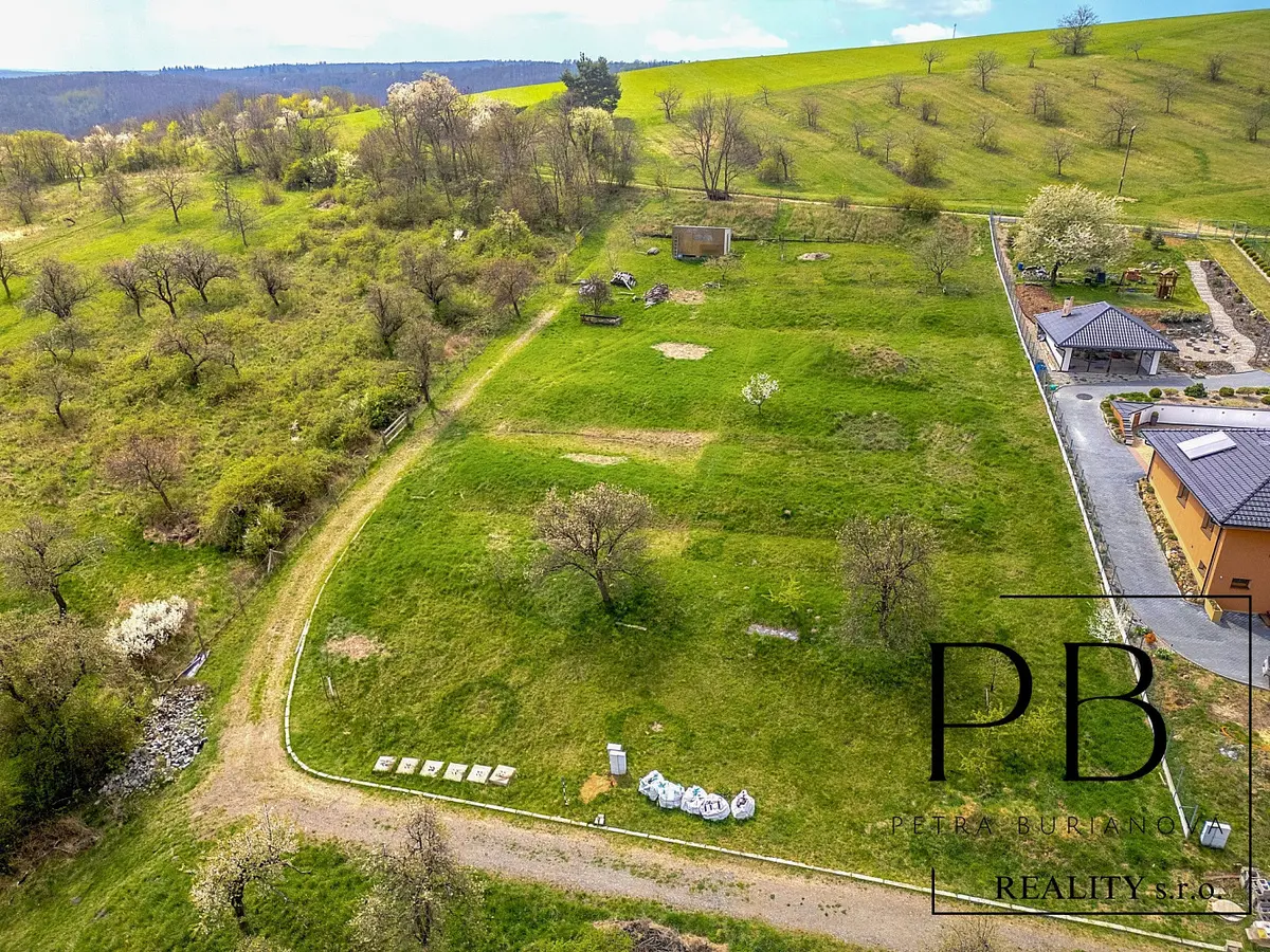 Prodej pozemku 2323 m², Čučice · okres Brno-venkov