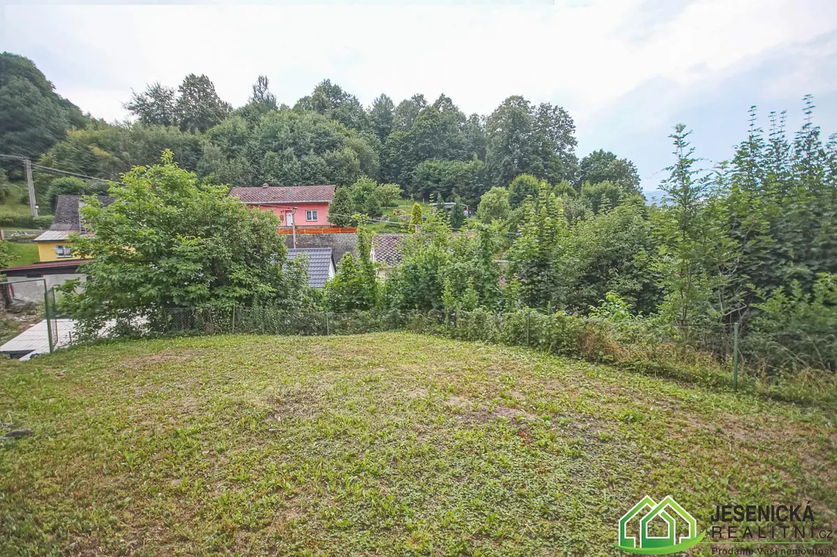 Prodej pozemku 151 m², Žulová · okres Jeseník