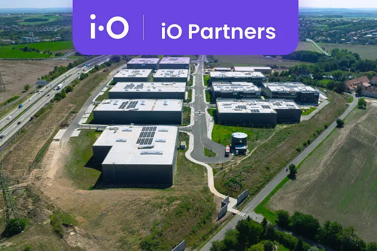 Pronájem komerčního prostoru 2200 m², Jinočany