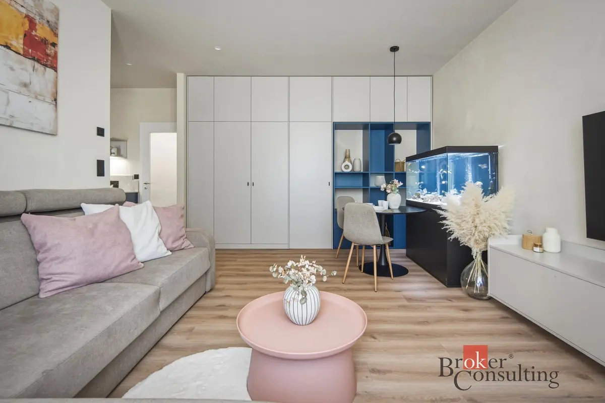 Prodej bytu 1+1 44 m², náměstí Jiřího z Lobkovic · Vinohrady