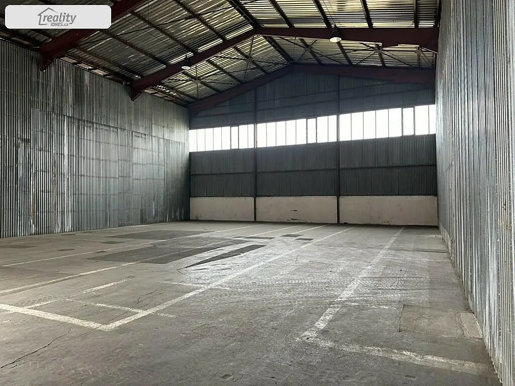 Pronájem komerčního prostoru 426 m², Průmyslová · Boršov nad Vltavou