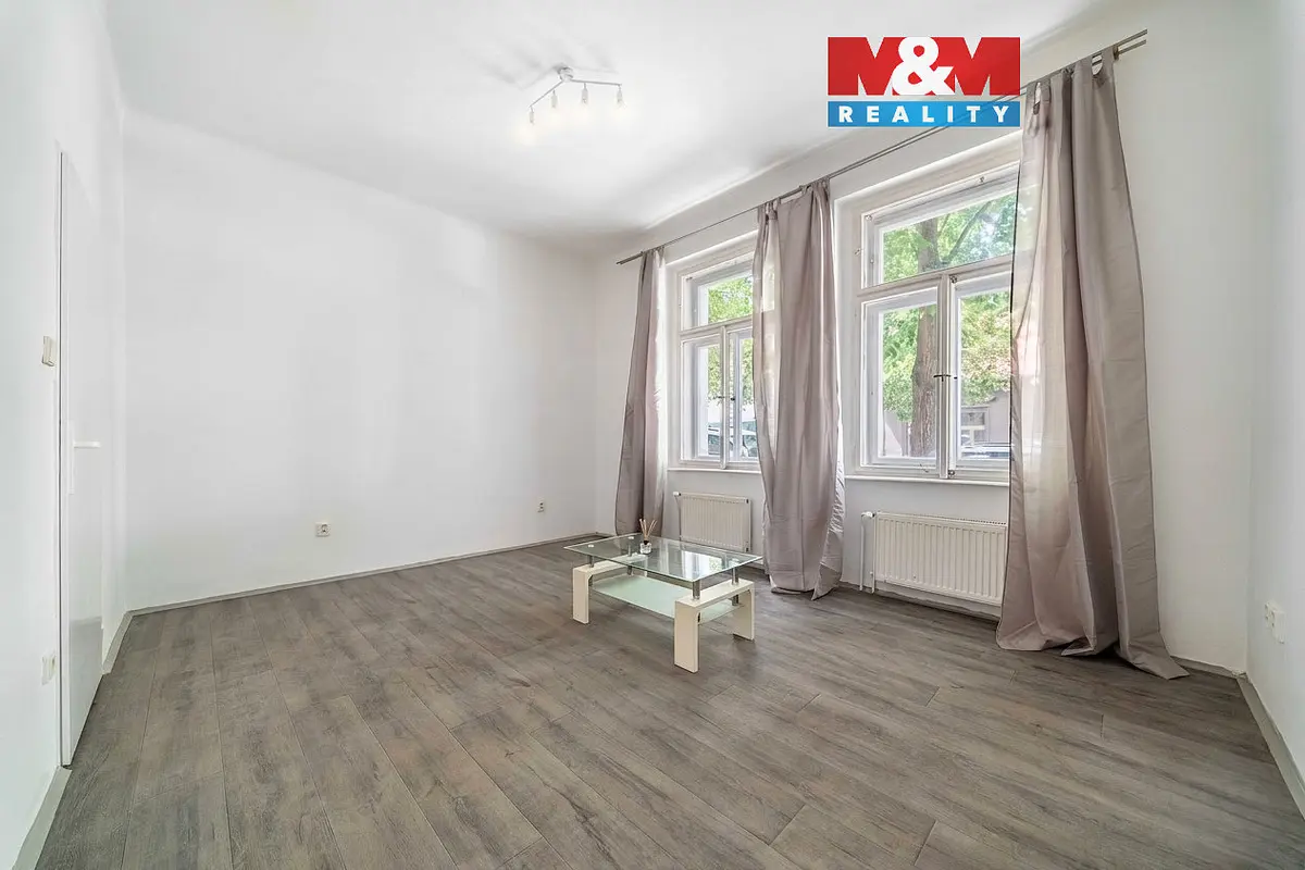Prodej bytu 1+1 29 m², V Nových Vokovicích · Vokovice