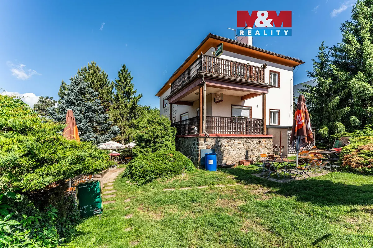 Prodej komerčního prostoru 318 m², Bezděkov · Rakovník