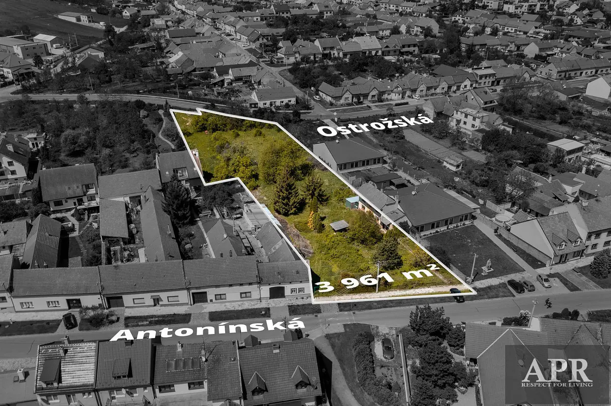 Prodej pozemku 961 m², Hluk · okres Uherské Hradiště