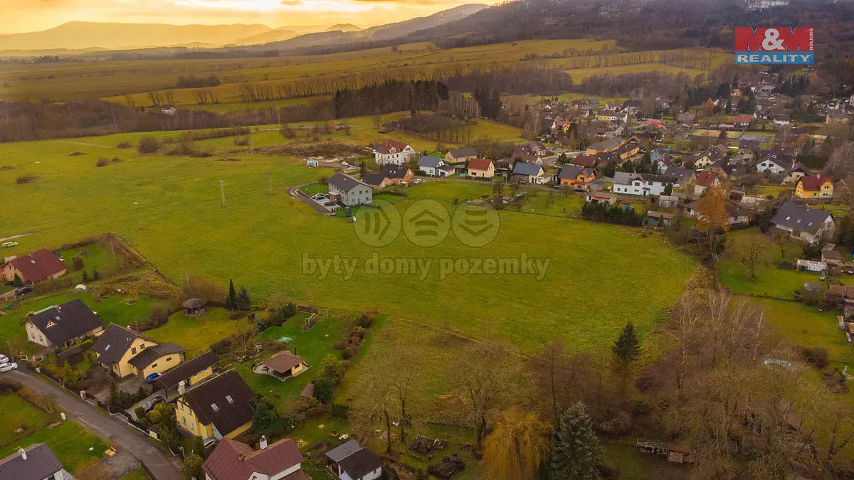 Prodej pozemku 353 m², Okrouhlá · okres Česká Lípa
