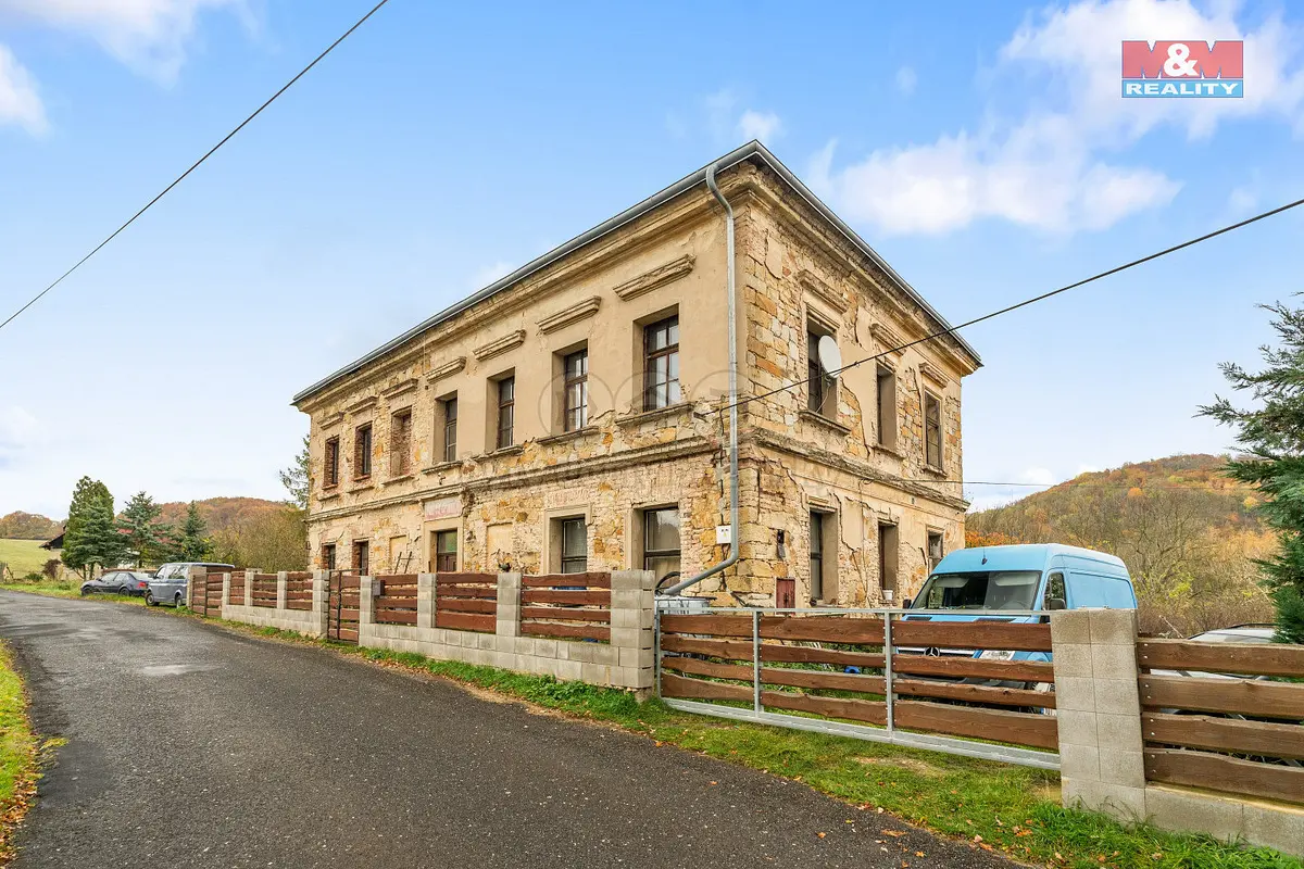 Prodej komerčního prostoru 580 m², Český Bukov · Český Bukov · Povrly