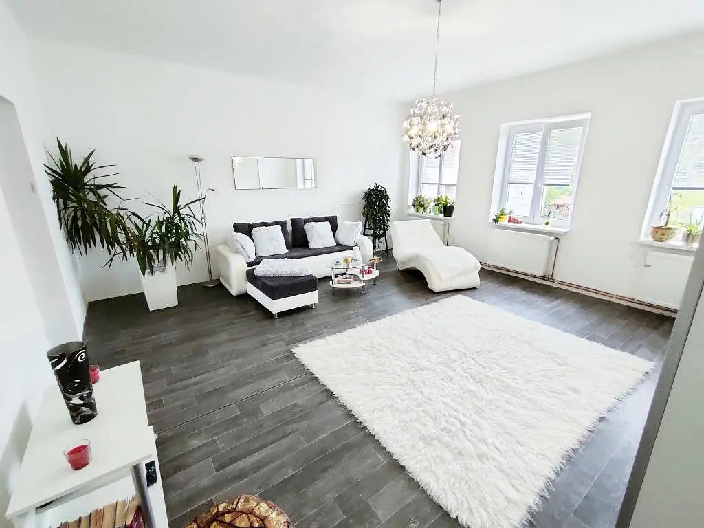Pronájem bytu 2+1 65 m², Hlavní · Kostomlaty pod Milešovkou