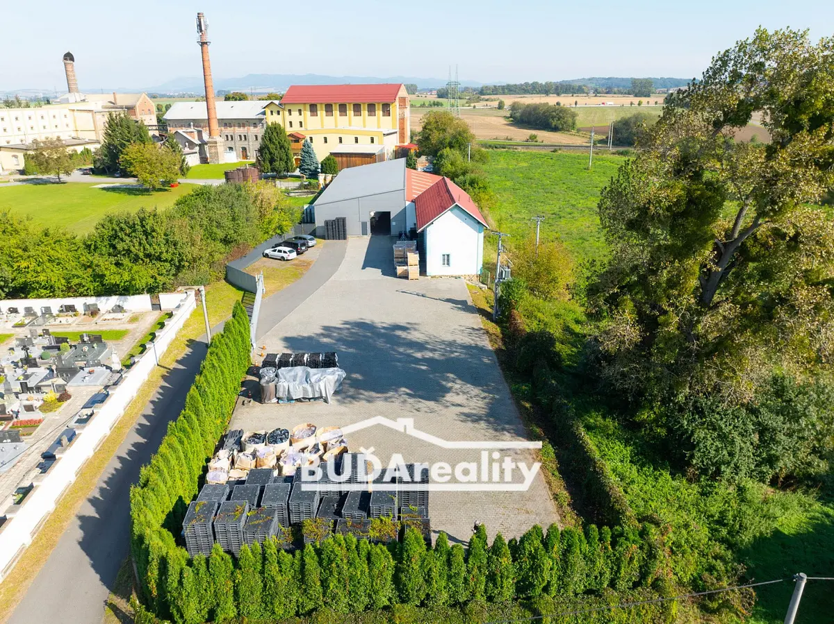 Prodej komerčního prostoru 1100 m², Záhlinice · Hulín