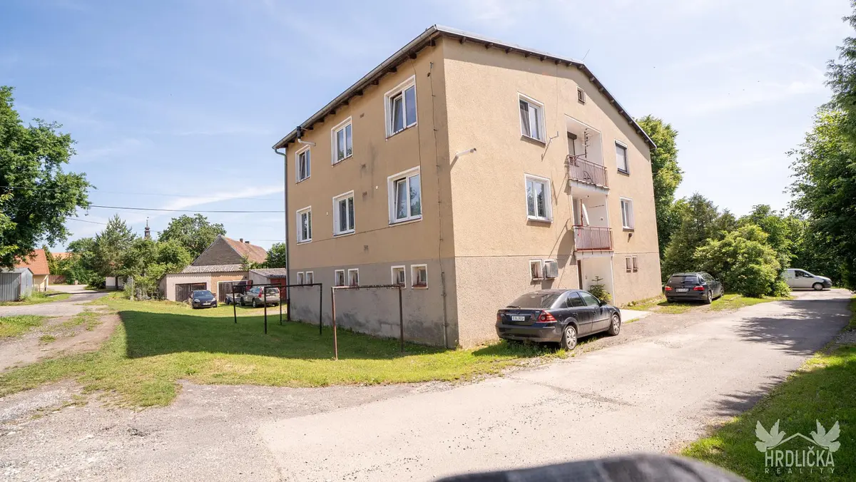 Prodej bytu 4+1 81 m², Kadov