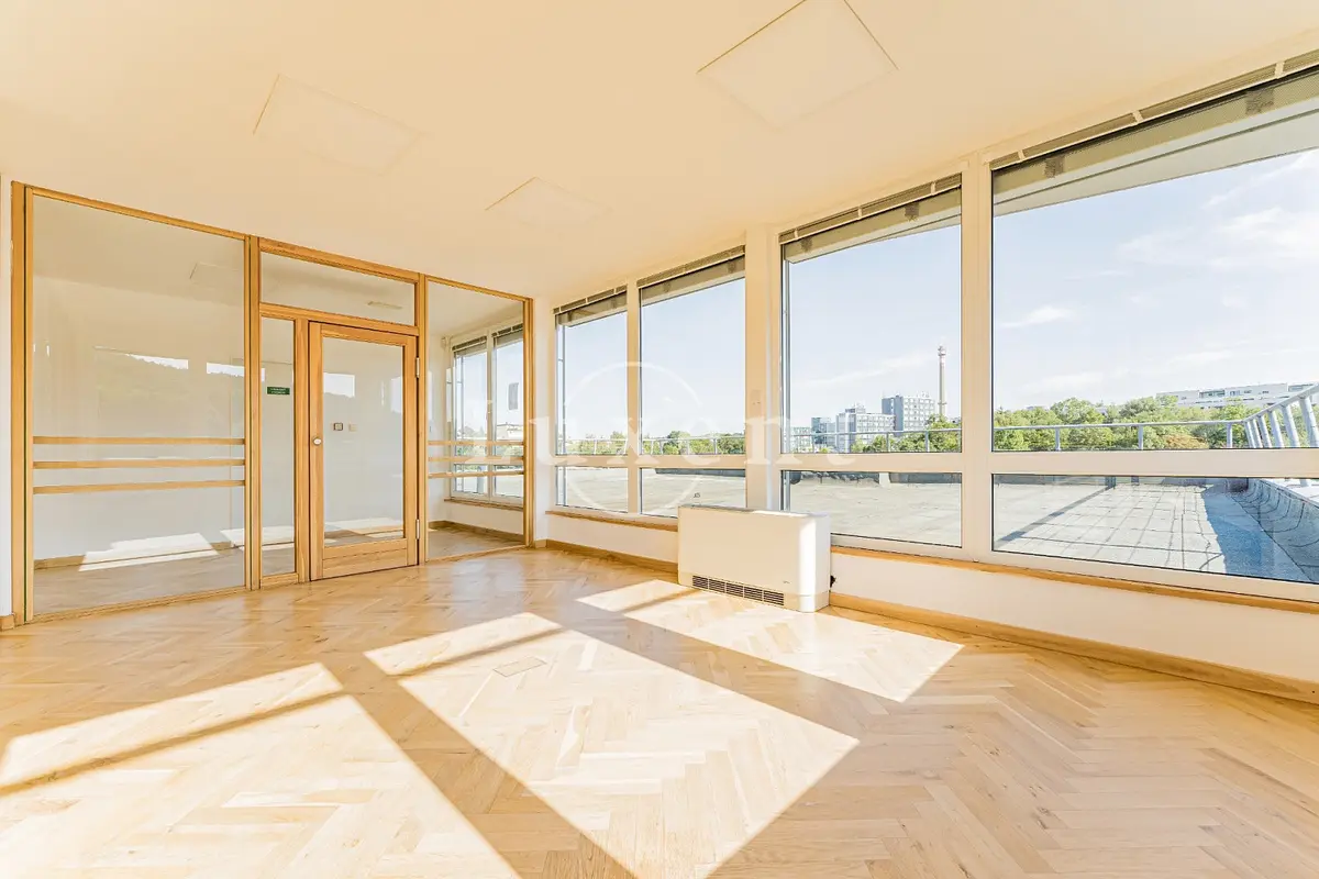 Pronájem komerčního prostoru 257 m², Jinonická · Košíře