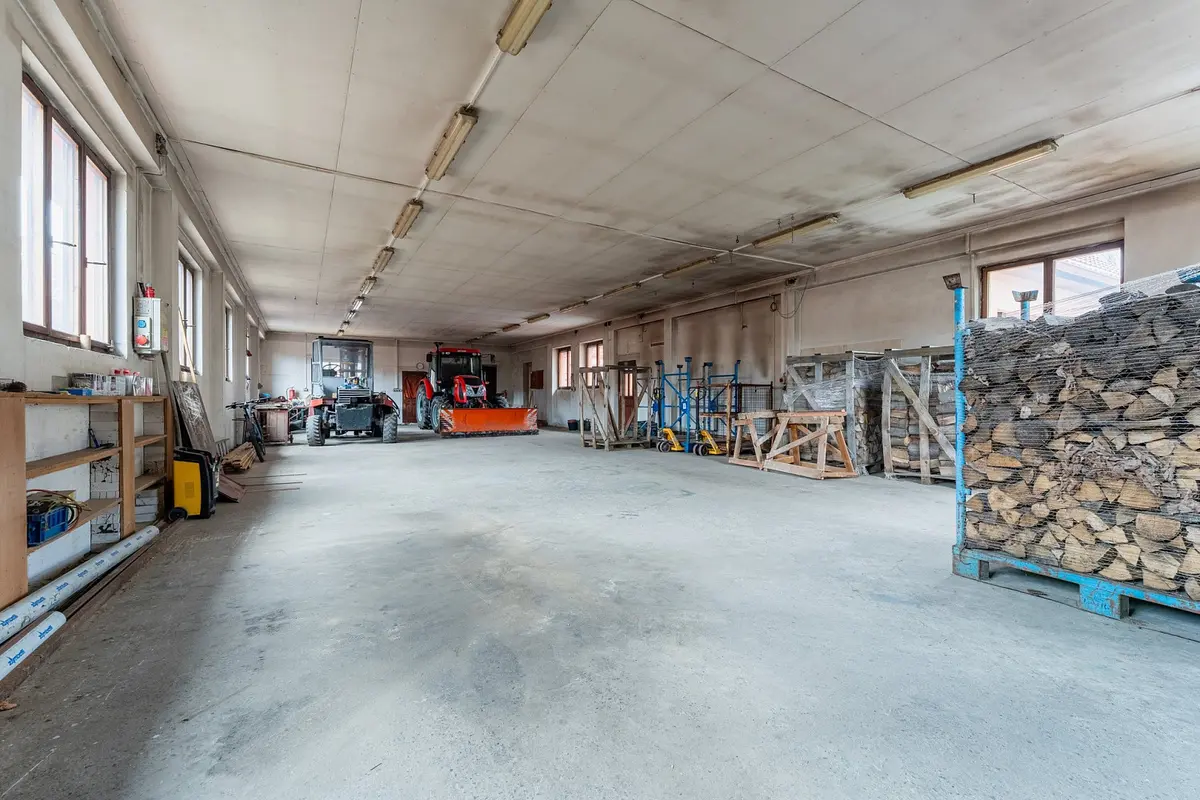 Prodej komerčního prostoru 328 m², Liptál · okres Vsetín