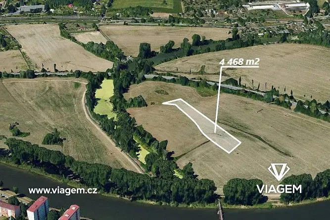 Prodej pozemku 4468 m², Napajedla · okres Zlín