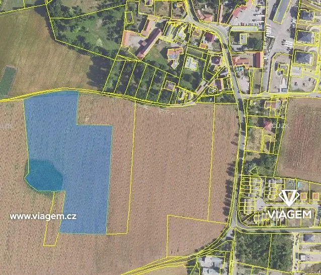 Prodej pozemku 4933 m², Praha