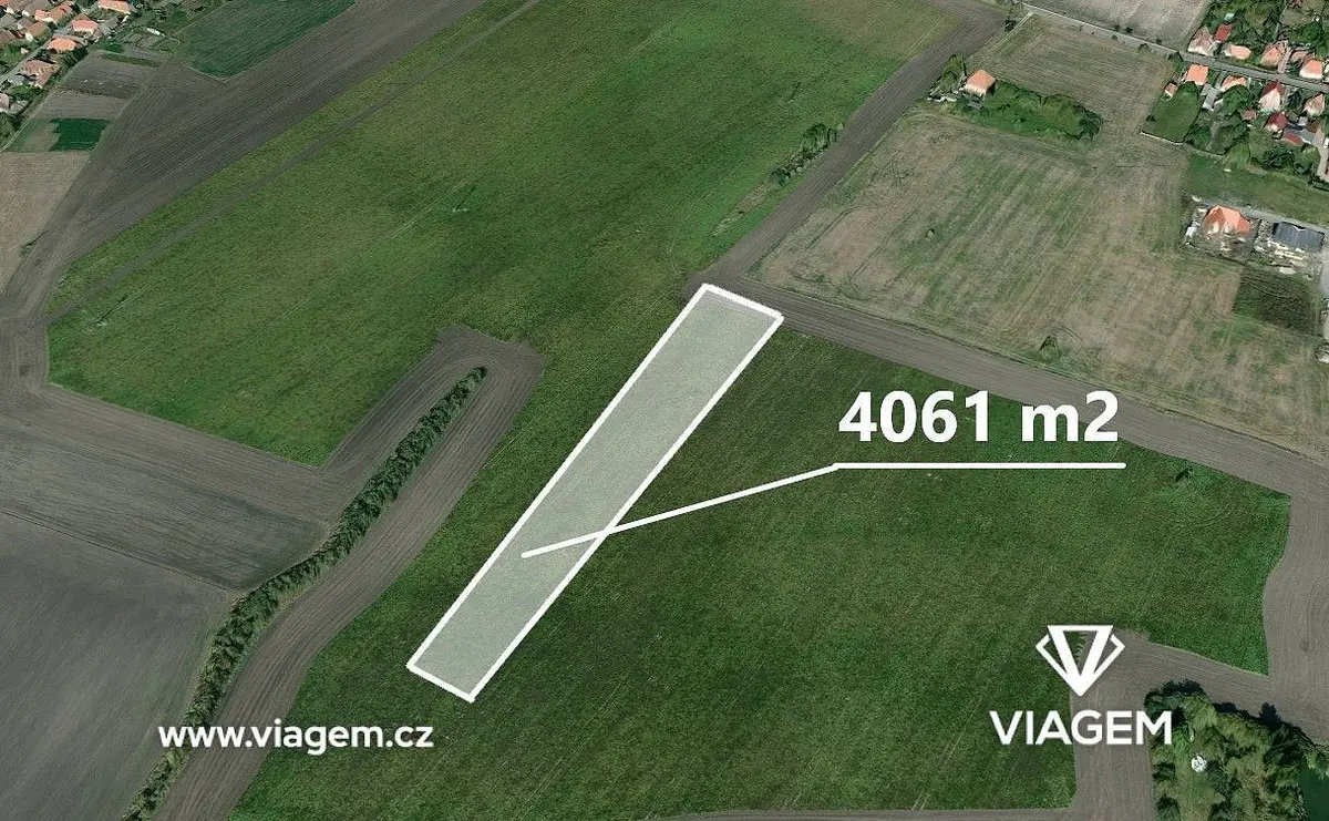 Prodej pozemku 2030 m², Kostelní Hlavno · okres Praha-východ