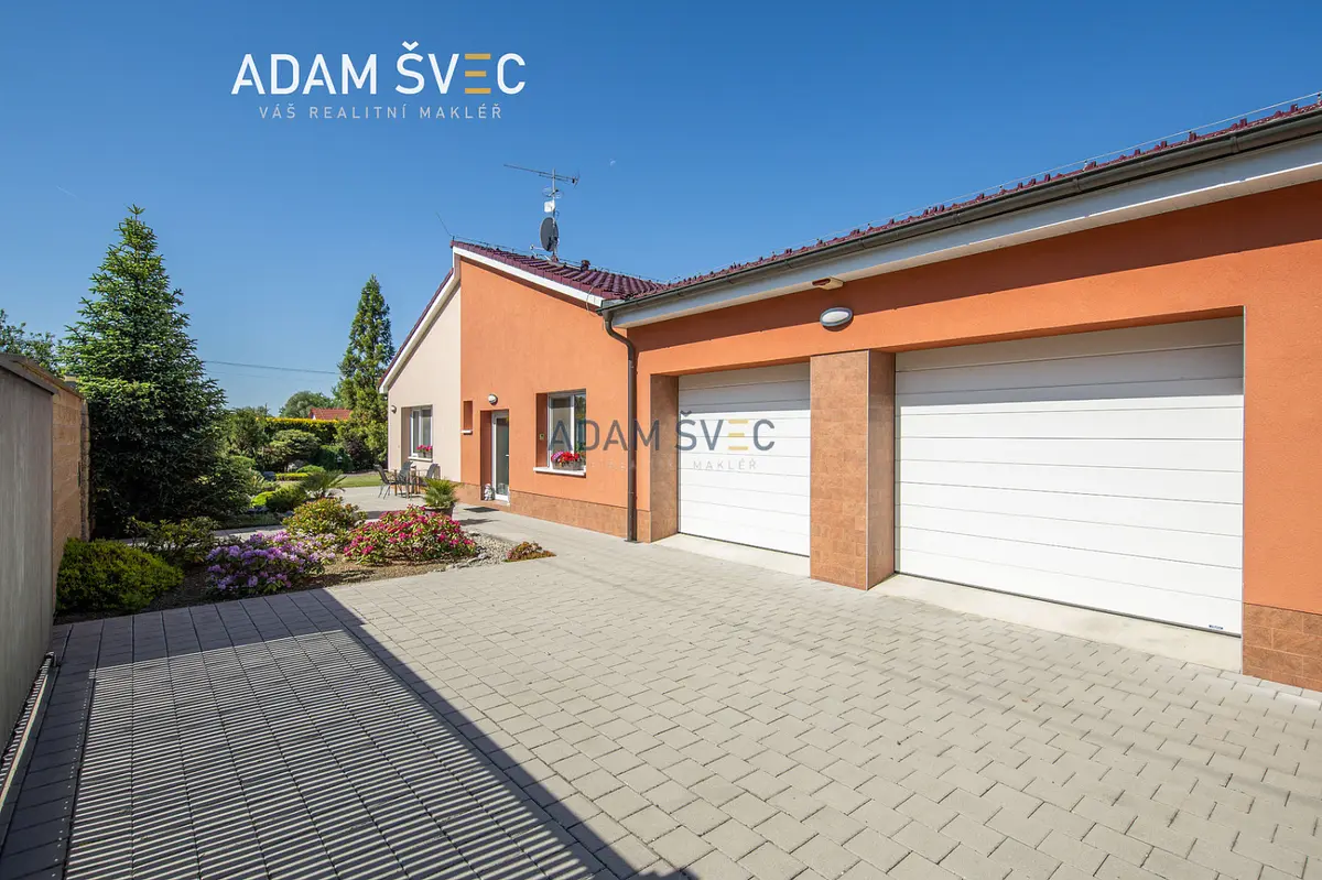 Prodej domu 359 m², Kobeřice · Hradčany-Kobeřice
