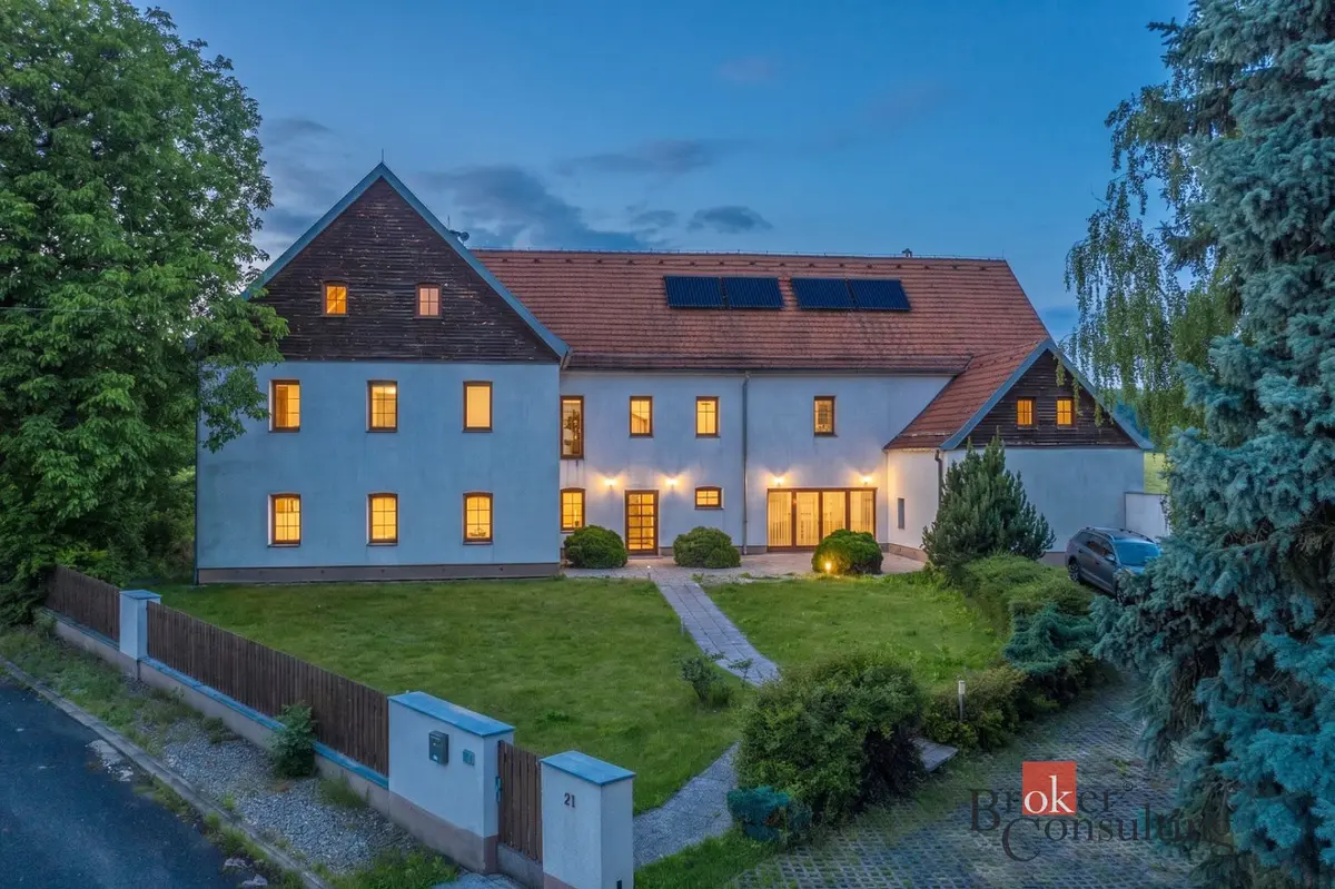 Prodej komerčního prostoru 900 m², Liběšice - Trnobrany · okres Litoměřice