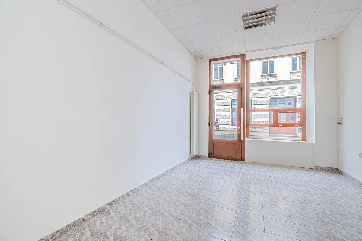 Pronájem komerčního prostoru 19 m², nám. Edmunda Husserla · Prostějov, město · Prostějov