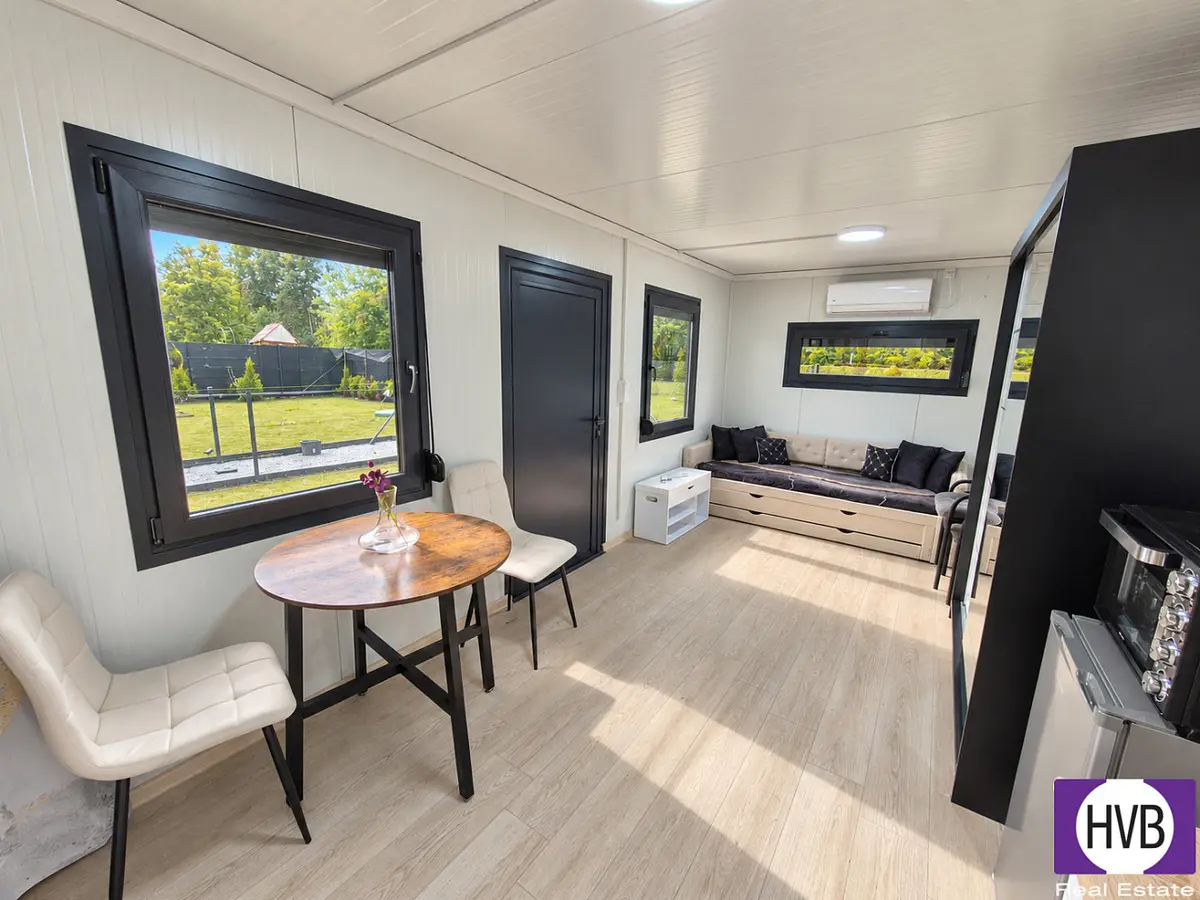 Pronájem domu 21 m², U potoka · Hostivař