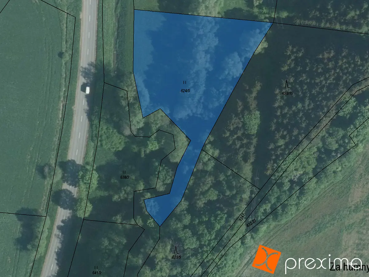 Prodej pozemku 324 m², Zlín