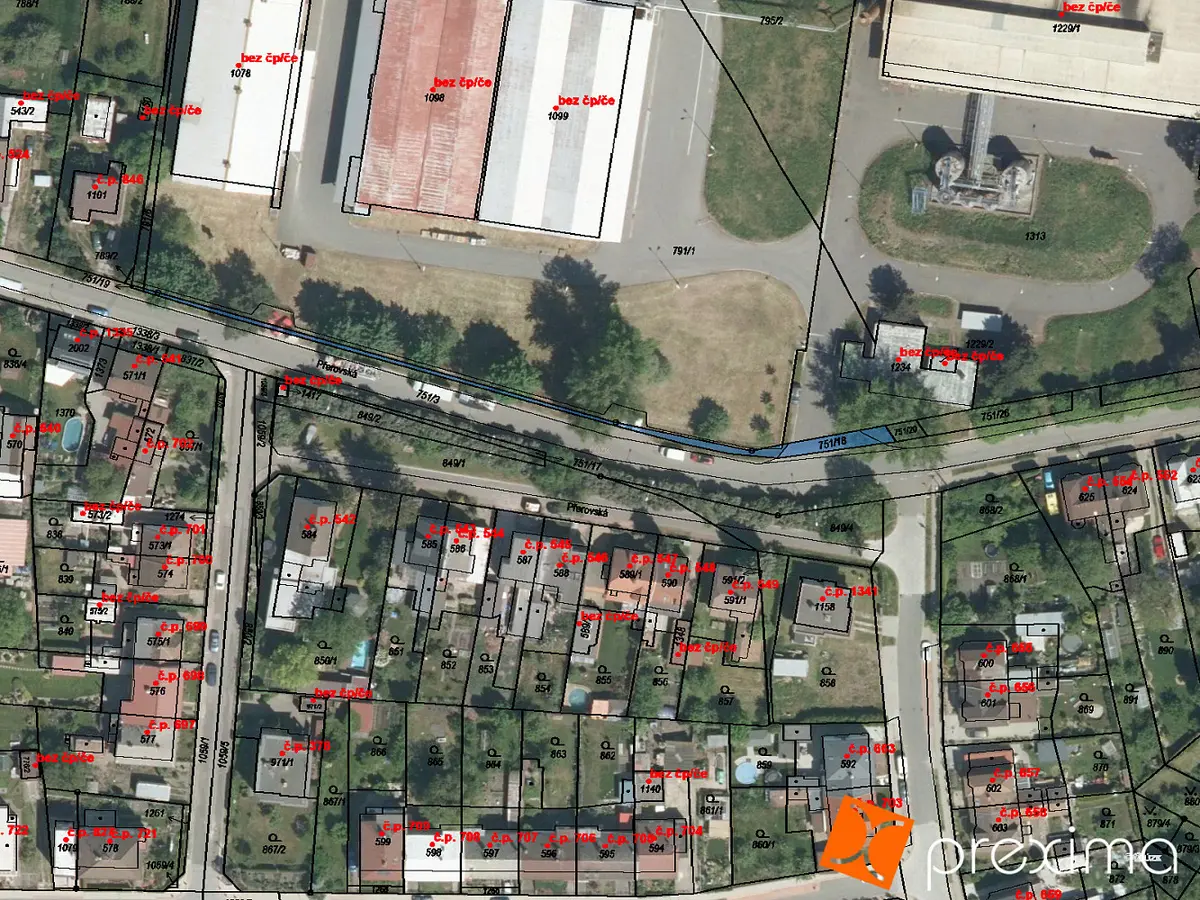 Prodej pozemku 44 m², Pardubice