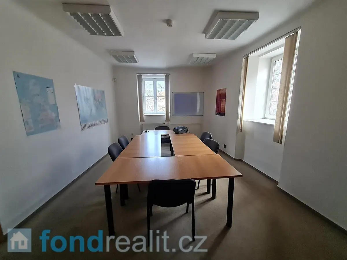 Pronájem komerčního prostoru 86 m², Krajinská · České Budějovice 1 · České Budějovice
