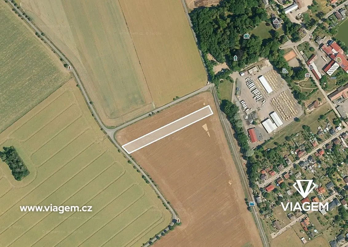 Prodej pozemku 306 m², Chrudim