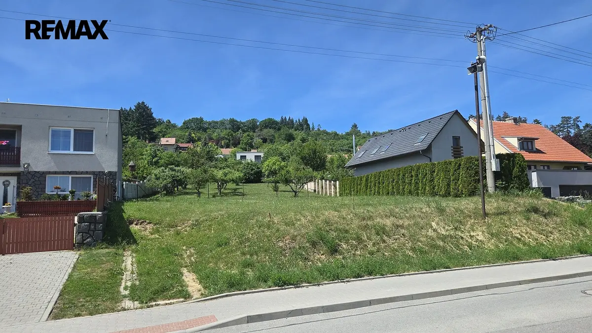 Prodej pozemku 368 m², Luleč · okres Vyškov