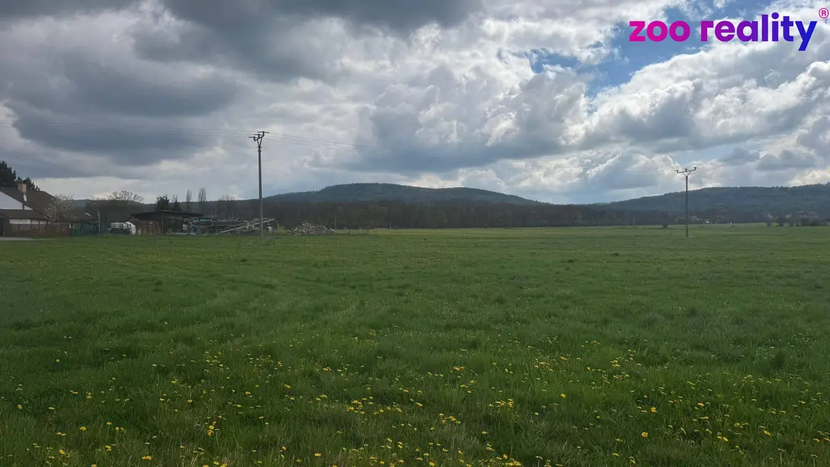 Prodej pozemku 640 m², Hostomice
