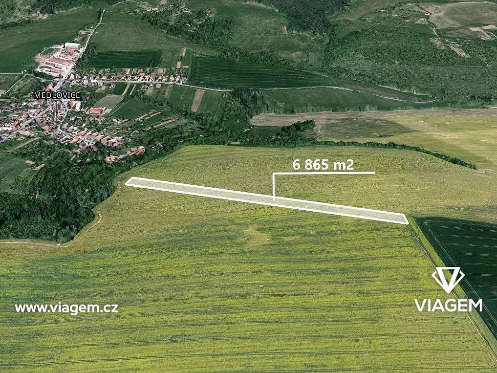 Prodej pozemku 1716 m², Medlovice · okres Uherské Hradiště
