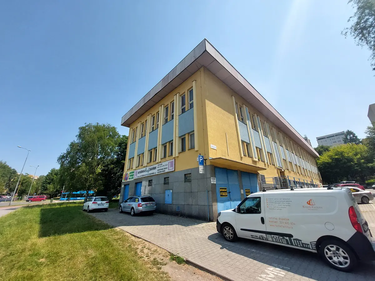 Pronájem komerčního prostoru 83 m², Havířov · okres Karviná