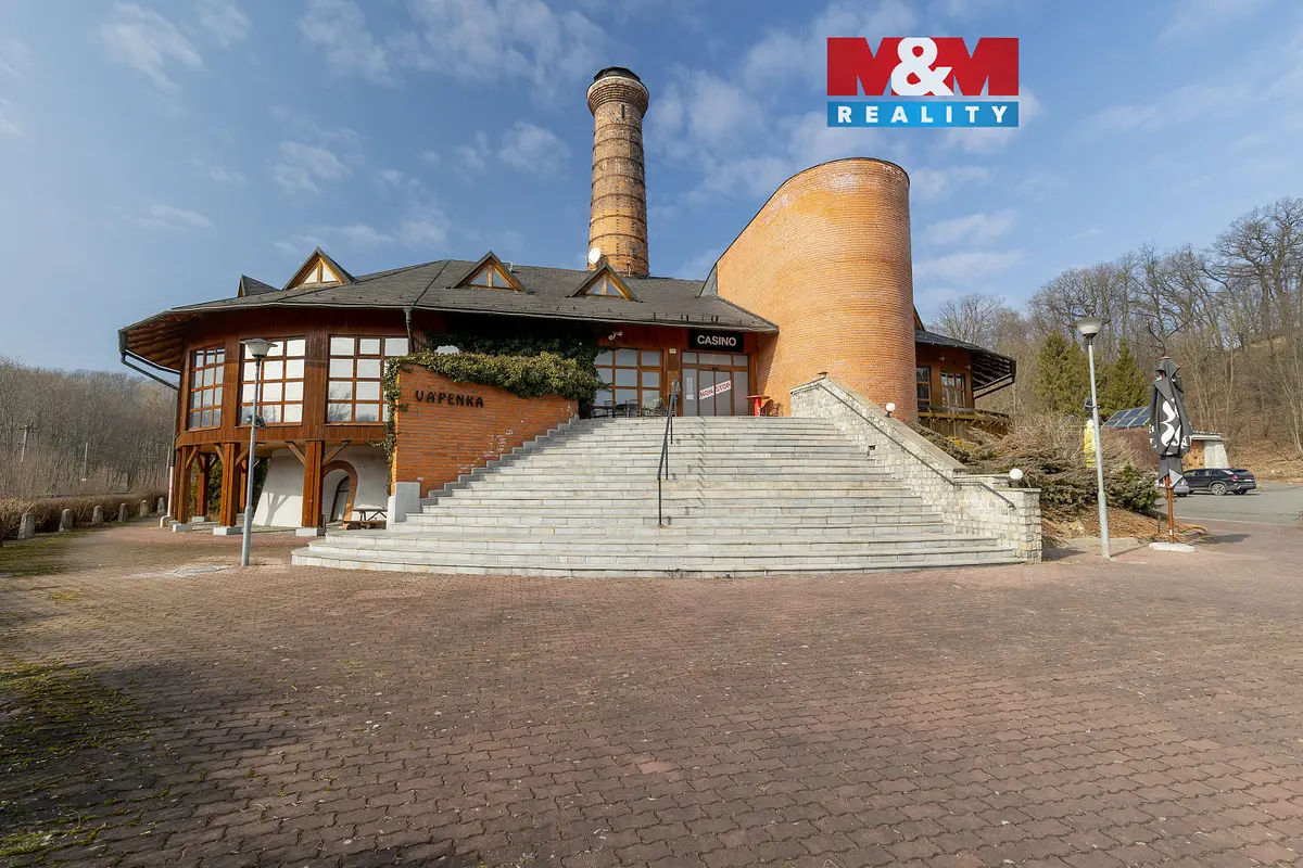 Prodej komerčního prostoru 2100 m², Černotín · okres Přerov