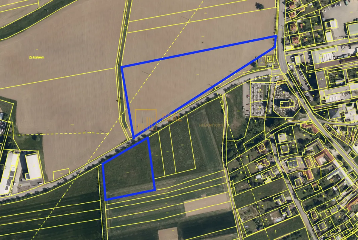 Prodej pozemku 28935 m², Tečovice · okres Zlín