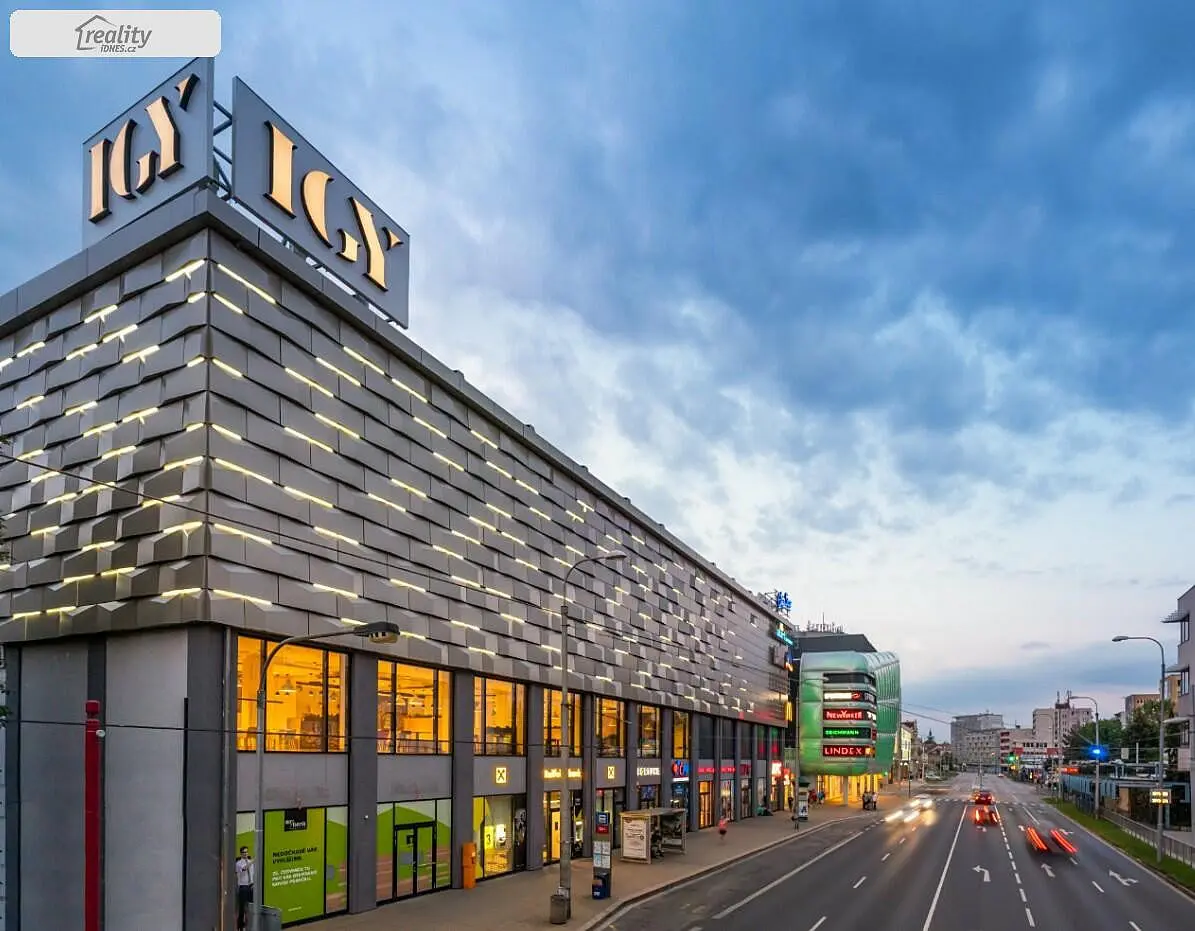 Pronájem komerčního prostoru 300 m², Pražská tř. · Územní skupina 7 · České Budějovice