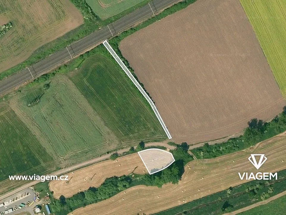 Prodej pozemku 1135 m², Český Brod · okres Kolín