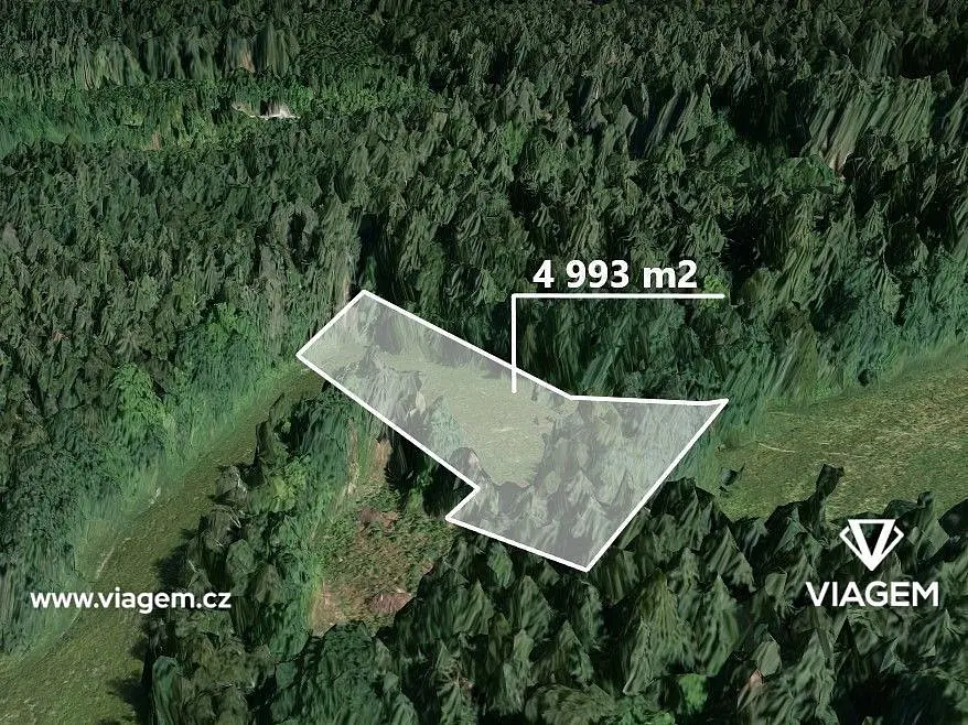 Prodej pozemku 4993 m², Loužnice