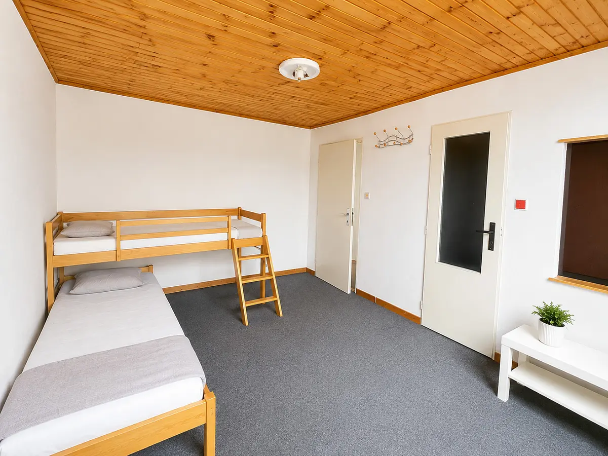 Pronájem bytu 2+1 51 m², K Mýtu · Tehovec