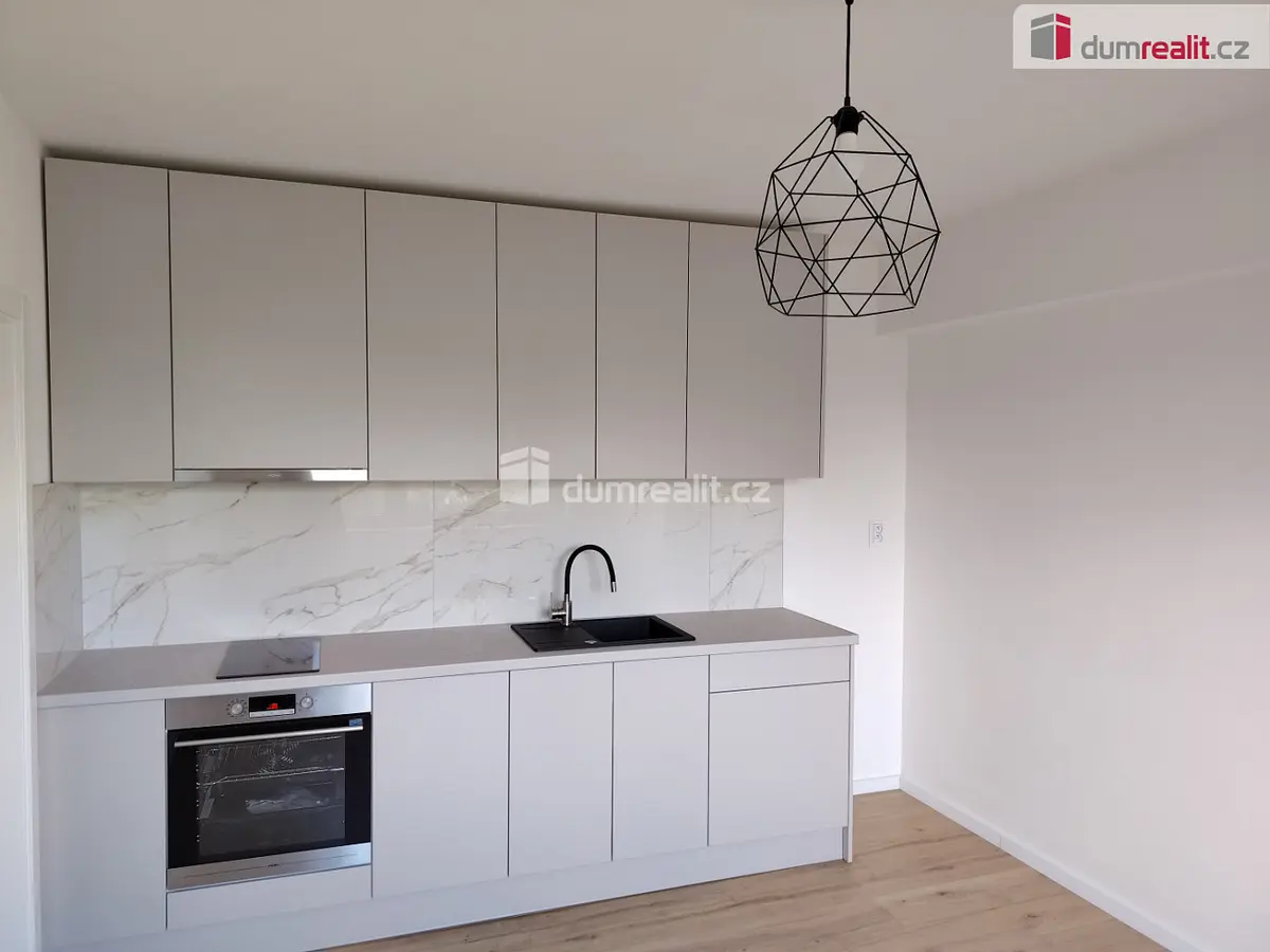 Pronájem bytu 2+kk 36 m², Zelená · Děčín-Staré Město · Děčín