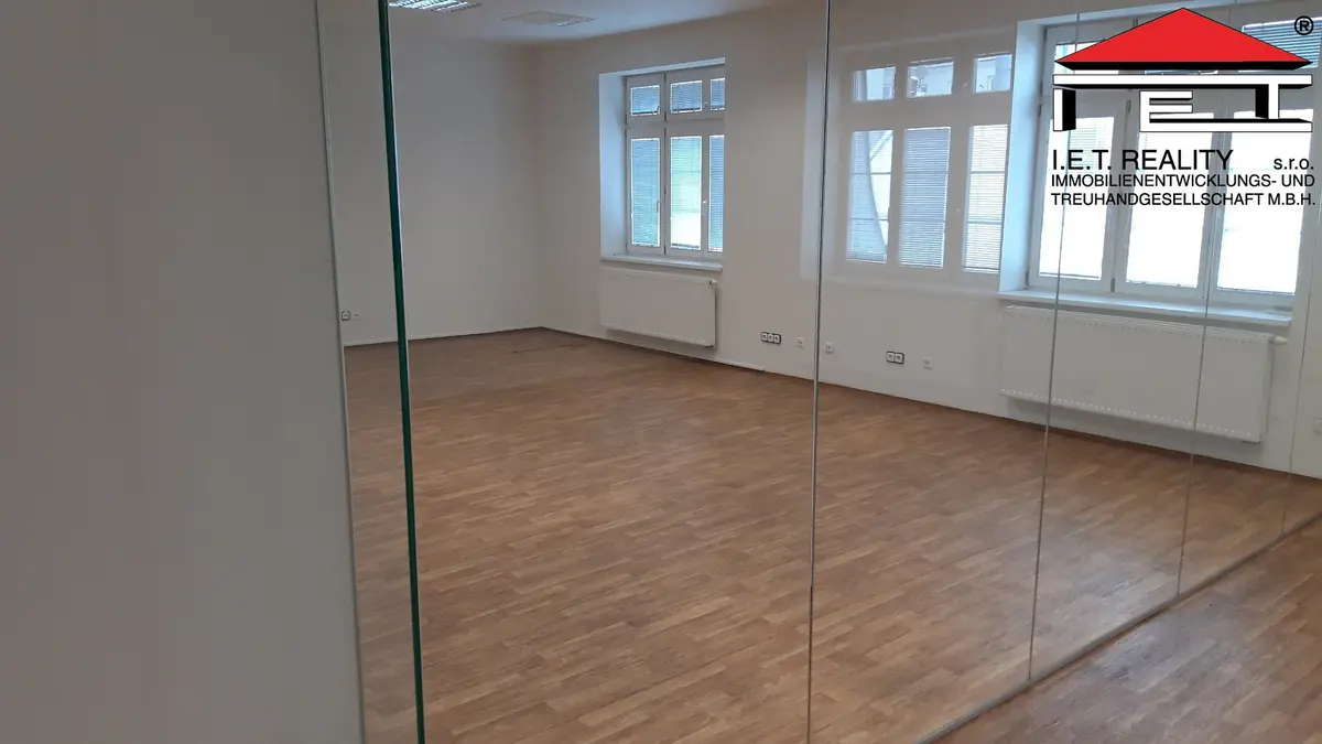 Pronájem komerčního prostoru 142 m², Čs. legií · Moravská Ostrava · Ostrava
