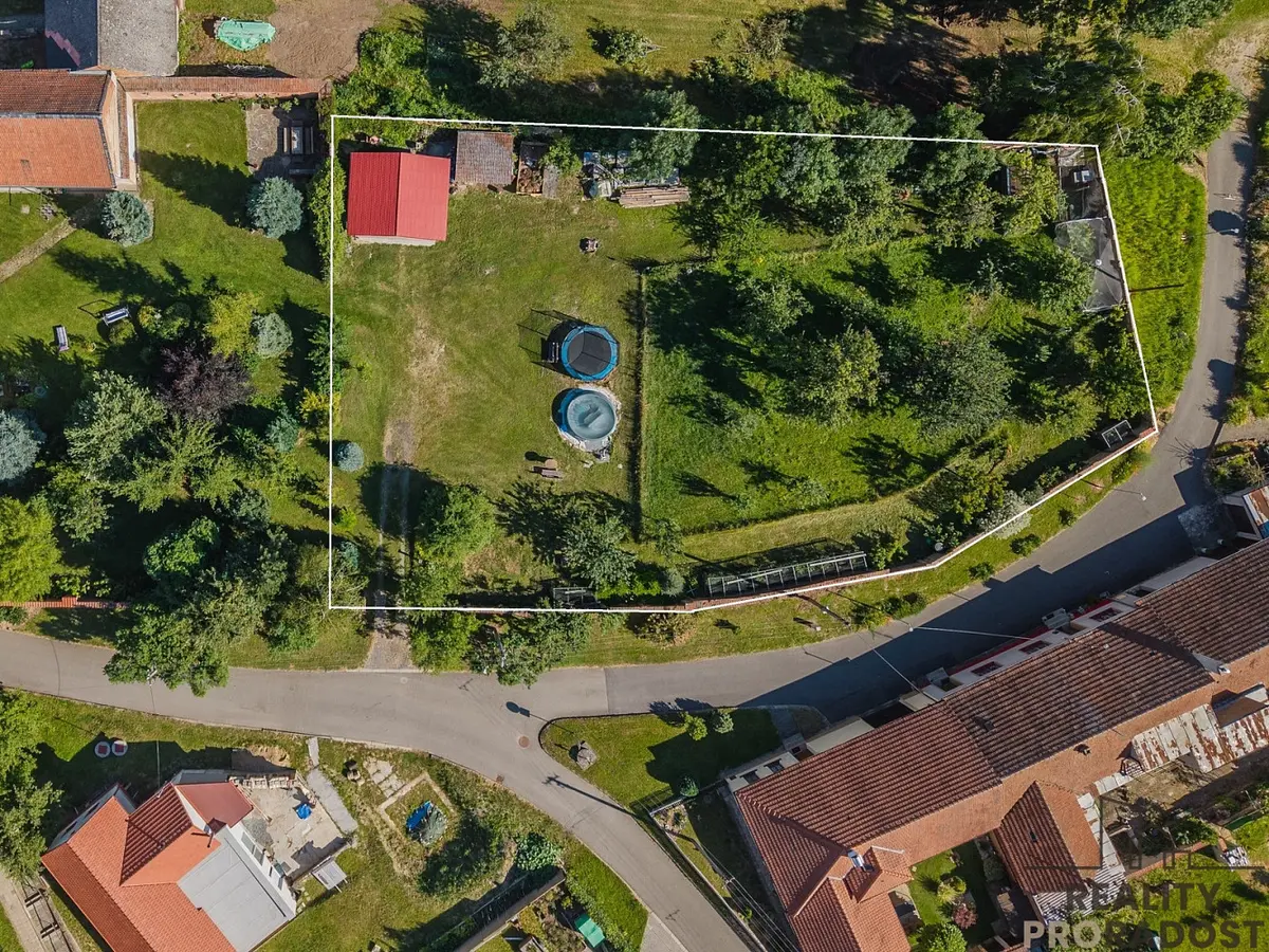 Prodej pozemku 912 m², Kučerov · okres Vyškov