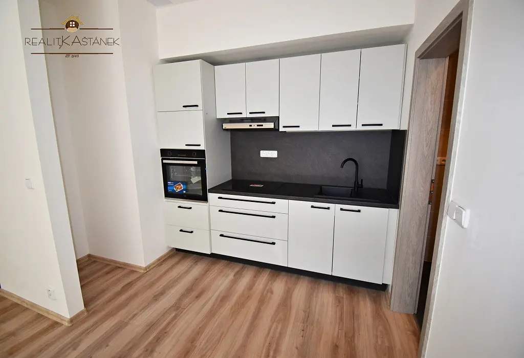 Pronájem bytu 2+kk 56 m², Pražská · Dolina · Jablonec nad Nisou