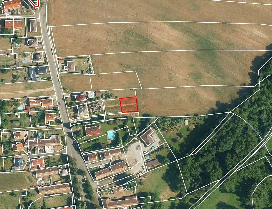 Prodej pozemku 404 m², Pardubice - Drozdice
