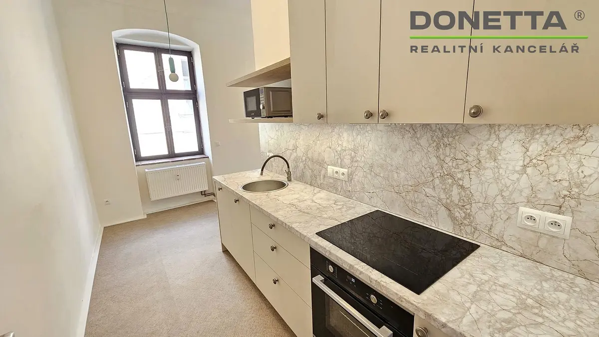 Pronájem bytu 1+1 45 m², Masarykovo nám. · Josefov u Jaroměře · Jaroměř