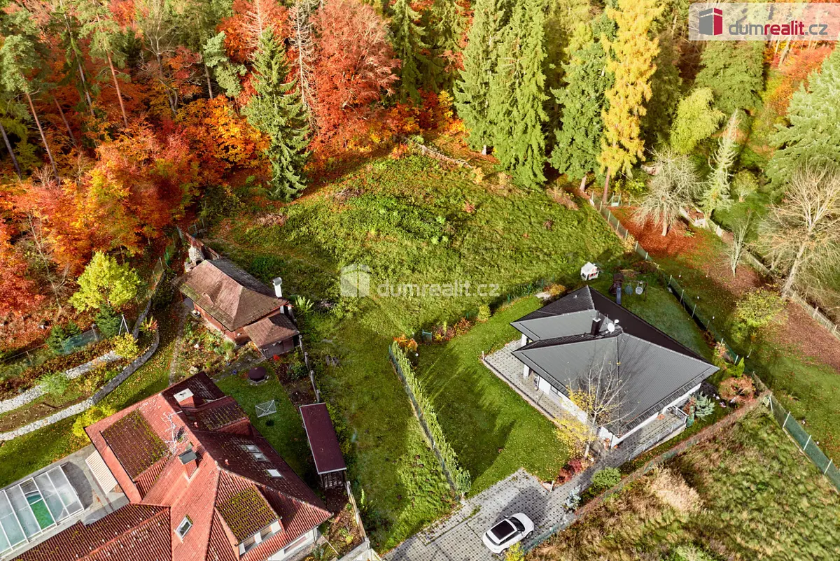 Prodej pozemku 902 m², Karlovy Vary - Olšová Vrata
