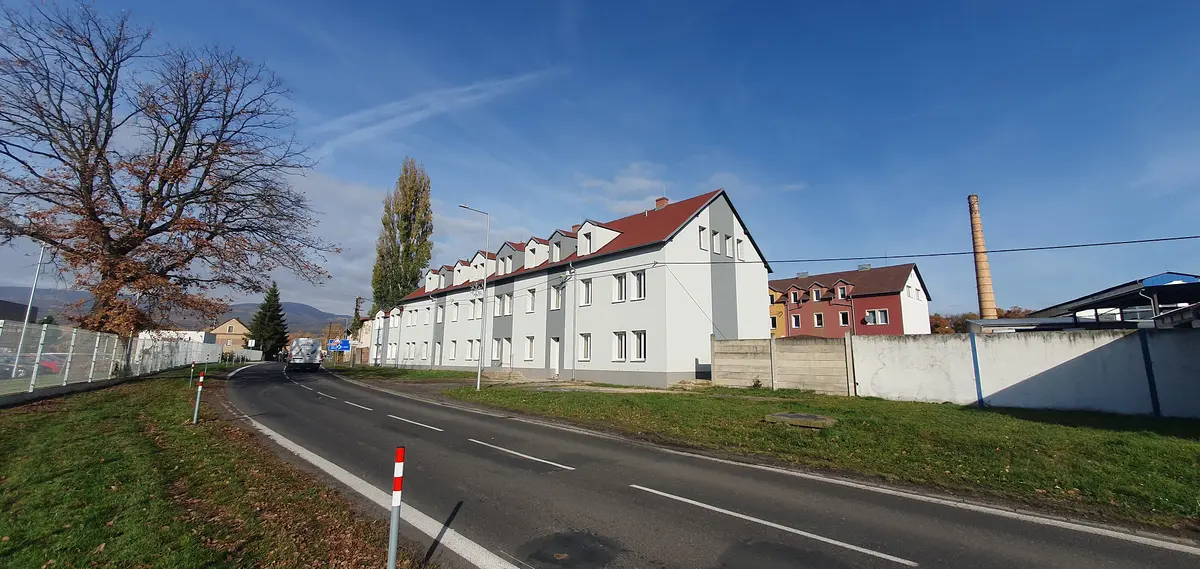 Pronájem bytu 2+1 74 m², Košťany