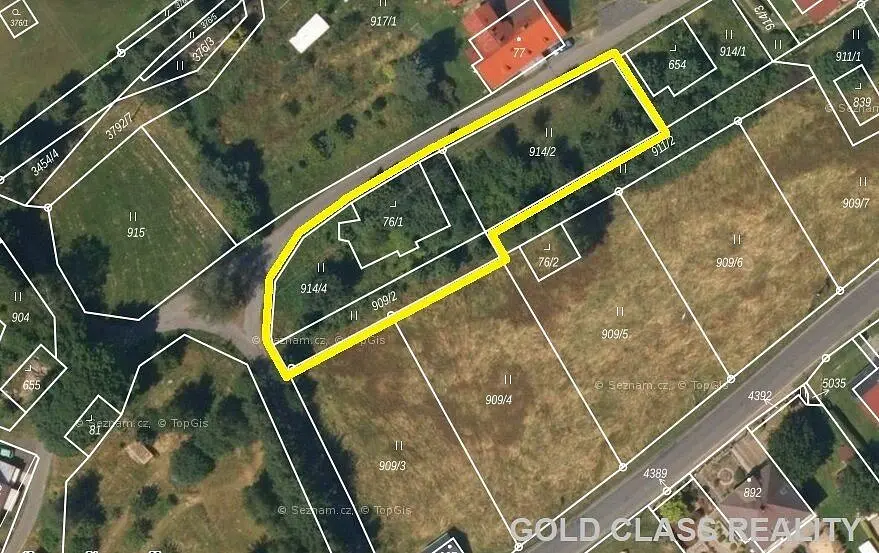 Prodej pozemku 1569 m², Staré Křečany · okres Děčín