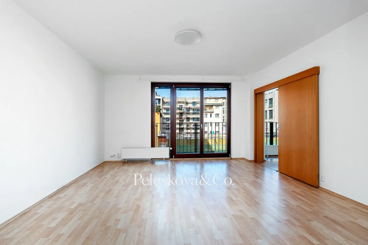 Prodej bytu 2+kk 52 m², Na Maninách · Holešovice