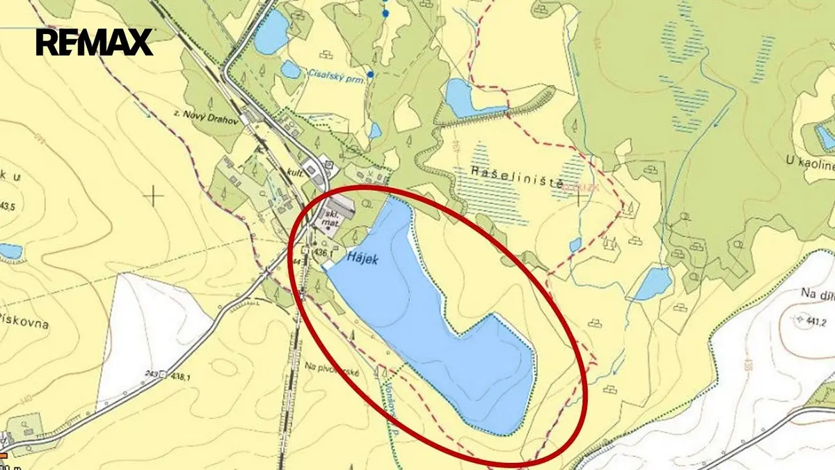 Prodej pozemku 107498 m², Skalná · okres Cheb