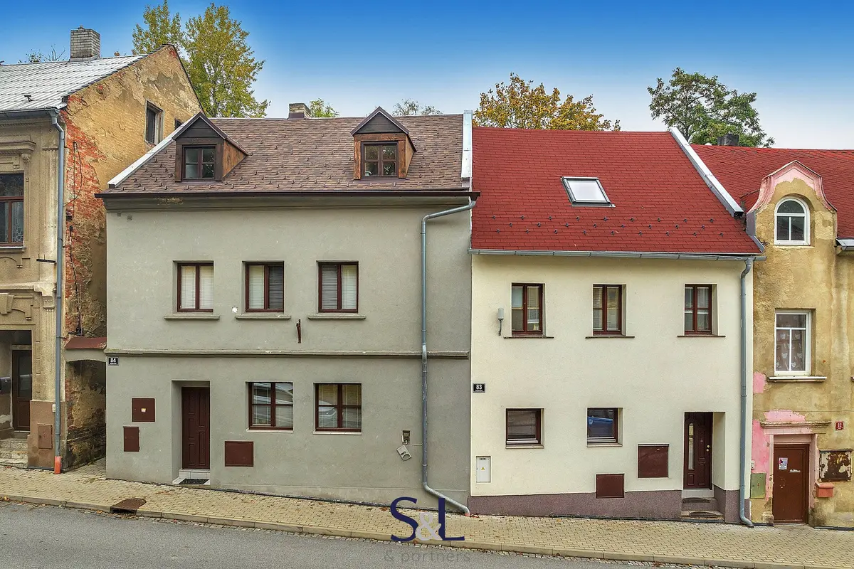 Prodej domu 240 m², Nádražní · Mimoň