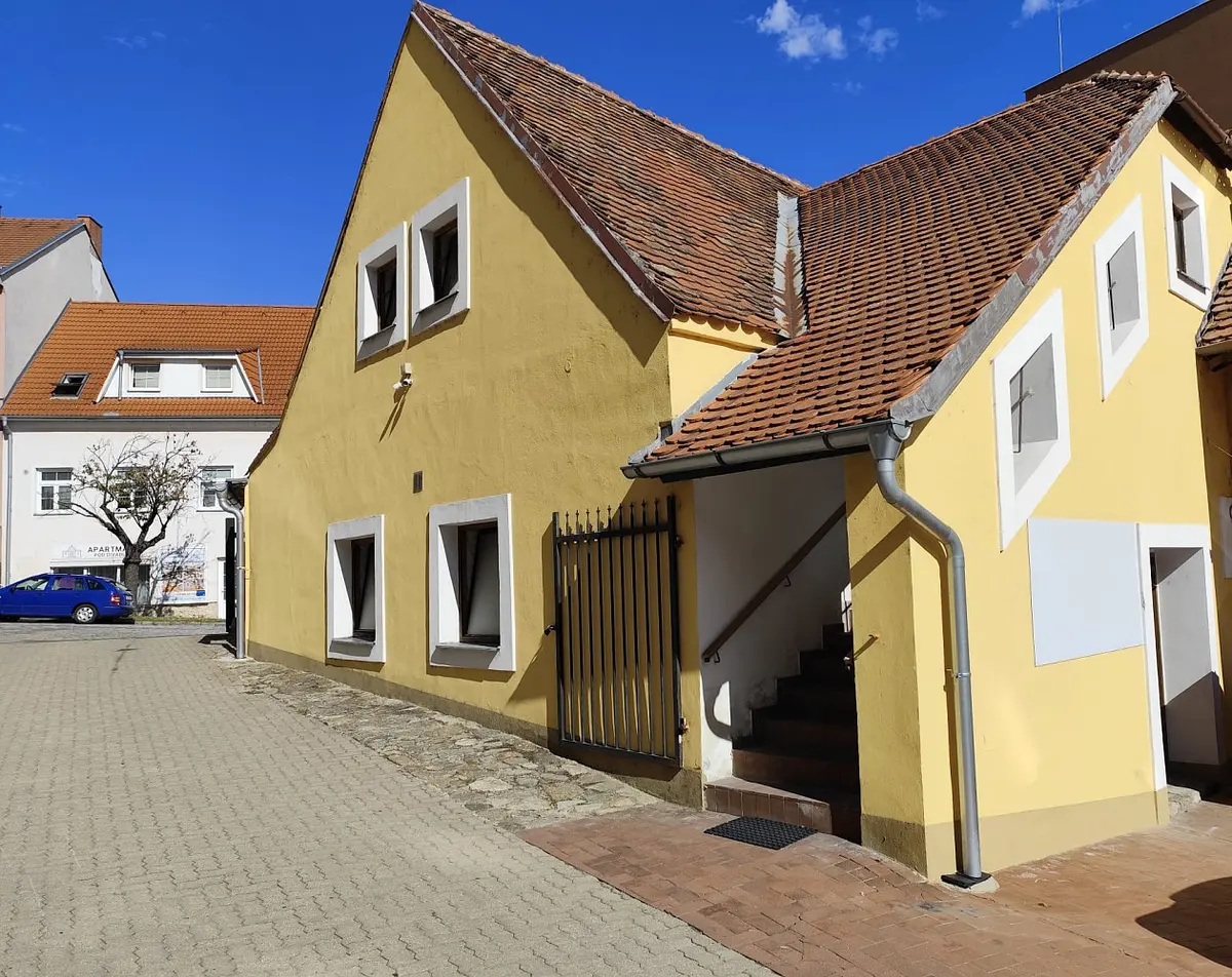Pronájem komerčního prostoru 24 m², Znojmo-město · Znojmo